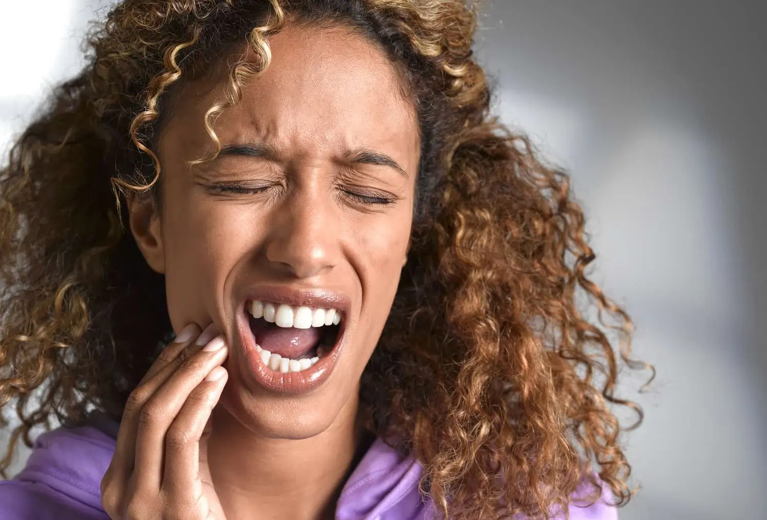 Tooth Loss and Bone Damage Hemel